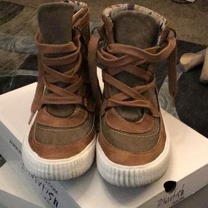 Blowfish Camper Canvas Shoes